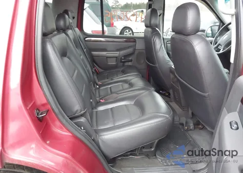 2004 Ford Explorer Limited z USA, uszkodzony, nr VIN 1FMZU75K84UB95810